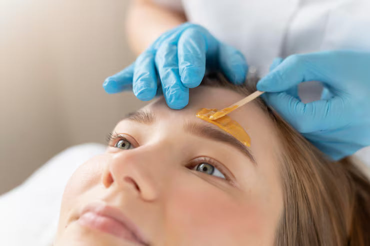 Eyebrow Wax & Tint